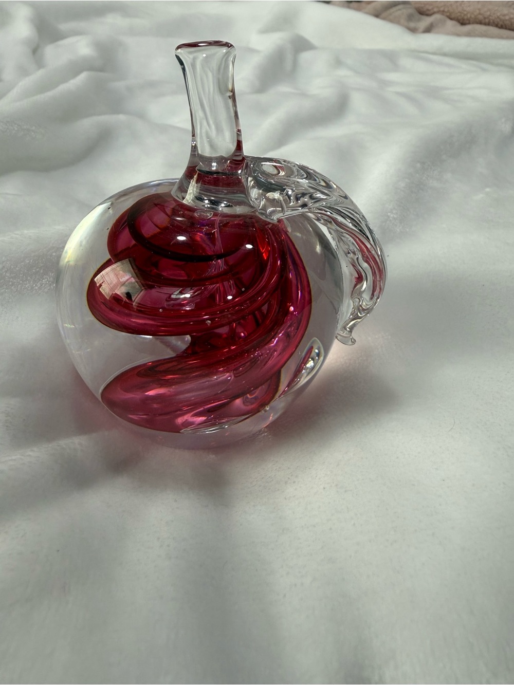 Marian Pyrcak Handblown Glass Apple paperweight